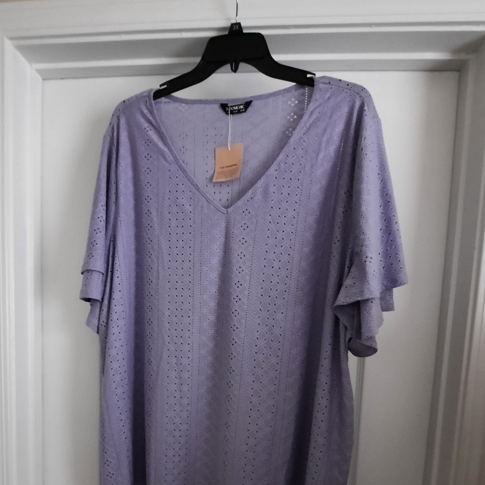 Lavender Eyelet V-Neck Top